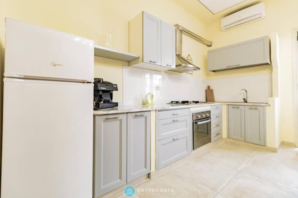 Helm Flat - Porto Cesareo Apartment Ngoại thất bức ảnh